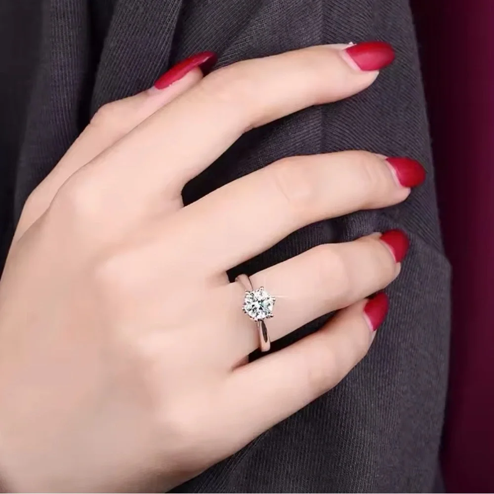 1 Ct Solitaire Ring Round Brilliant Cut Simulated Diamond,‎ Size 8.5 NEW